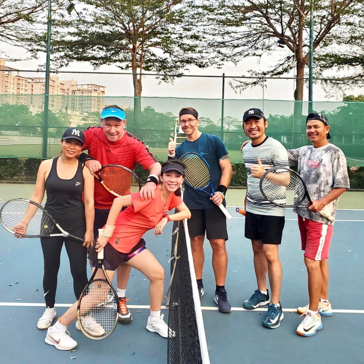 Sao Việt 11/3: Trường Giang khoe con gái, Mai Thu Huyền trẻ đẹp bên chồng - 6