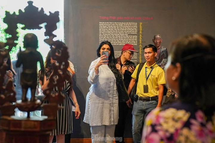 Lý do khách quốc tế đổ xô đến Việt Nam nhưng không chịu tiêu tiền - 2