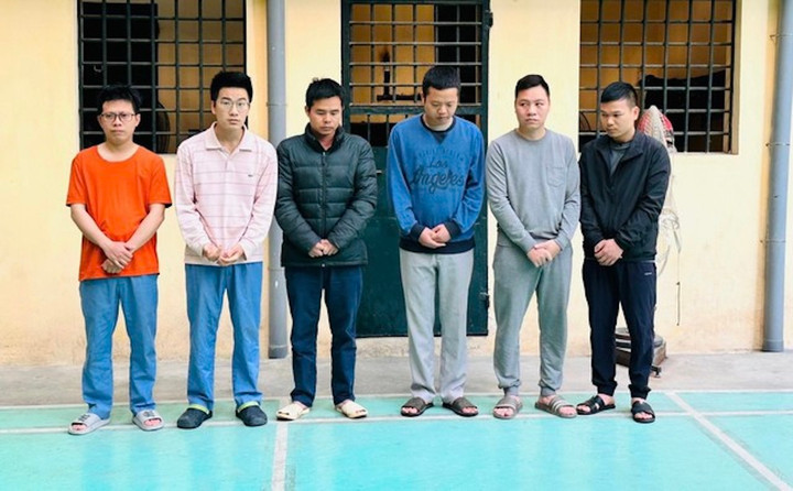 Thêm giám đốc và 5 thuộc cấp trung tâm đăng kiểm ở Hà Nội bị bắt - 1