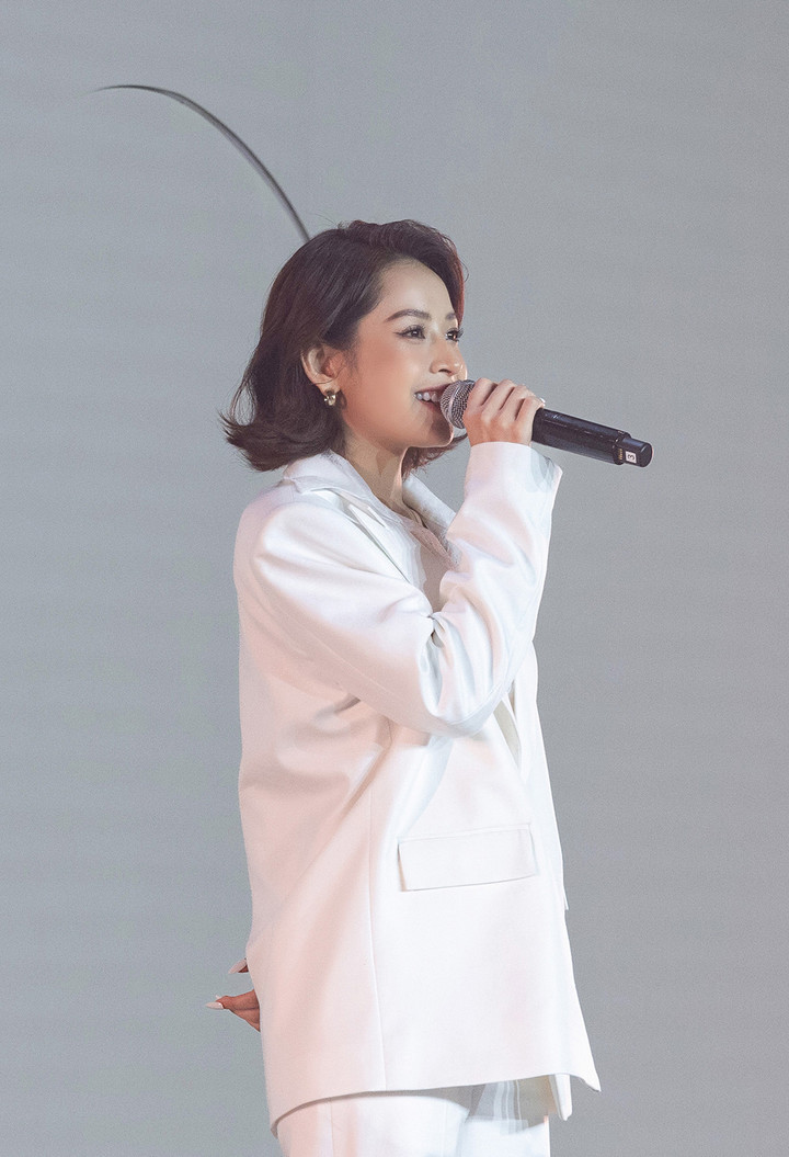 Chi Pu: 'Tôi nhiều lần mắc sai lầm trong 15 năm làm nghề' - 2