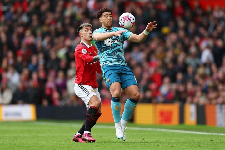 Trực tiếp bóng đá Man Utd 0-0 Southampton: Casemiro nhận thẻ đỏ - 2