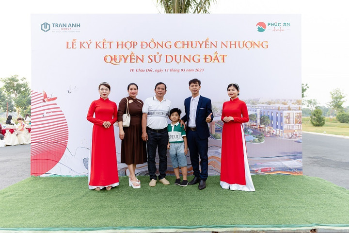 Ký kết hợp đồng chuyển nhượng quyền sử dụng đất dự án Phúc An Asuka - 1