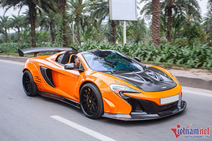 Chiêm ngưỡng dàn siêu xe trị giá trăm tỷ dạo phố ở Hà Nội - 3