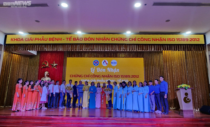 BV Hùng Vương đạt chứng nhận ISO về Giải phẫu bệnh - Tế bào và Di truyền Y học - 1