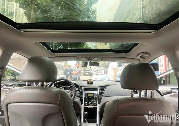 Hyundai Sonata 12 năm tuổi giá 370 triệu có ưu, nhược điểm gì? - 3