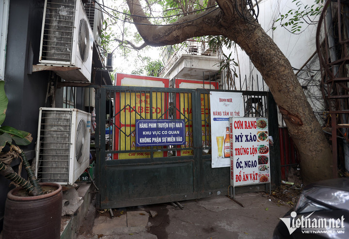 Cảnh hoang lạnh của Hãng phim truyện Việt Nam trên đất vàng giữa thủ đô - 17