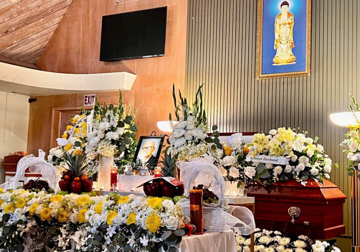 Tài Linh, Hương Lan, Thúy Nga viếng NSND Diệp Lang tại Mỹ - 8