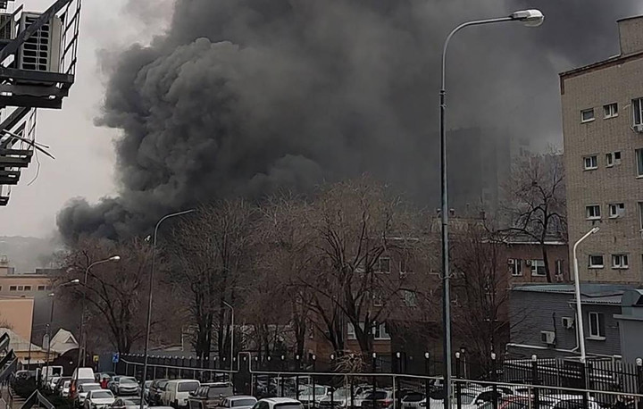 Cháy tòa nhà Cơ quan An ninh Nga ở Rostov-on-Don - 1