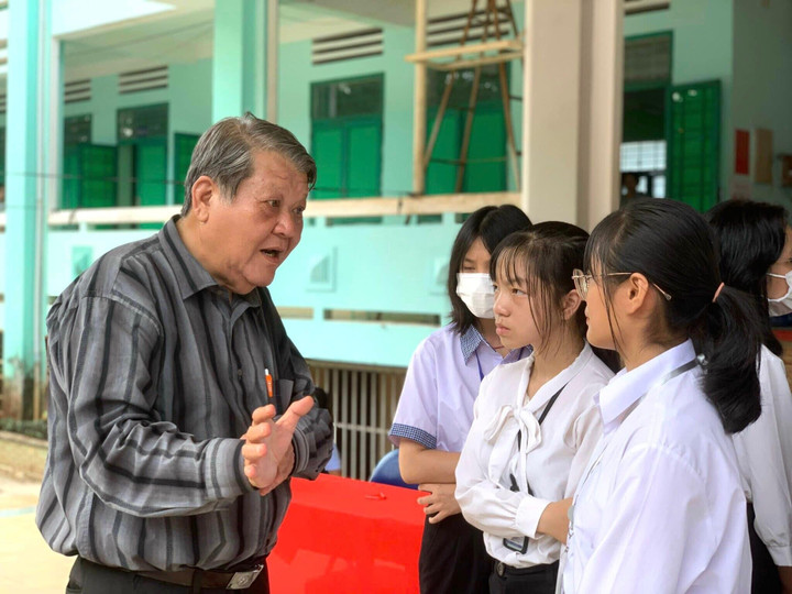 Clip trên TikTok nêu tên các ngành không nên học: Chuyên gia nhân lực dự báo gì? - 1