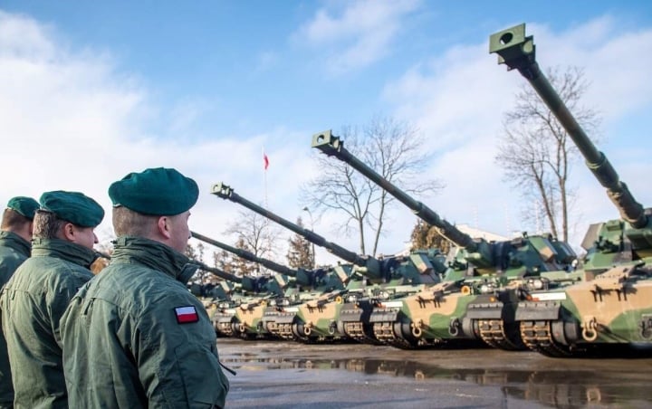 Sức mạnh quân sự của quốc gia châu Âu ủng hộ Ukraine mạnh mẽ nhất - 1