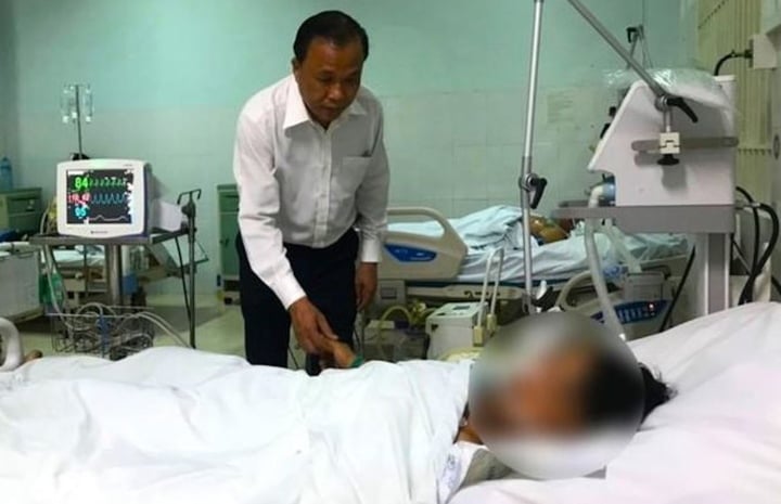 1 người chết, 8 người thở máy sau khi ăn cá chép ủ chua truyền thống ở Quảng Nam - 1