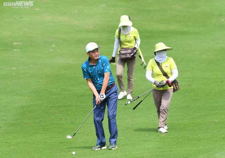Giải Golf Chào hè 2023: Tặng 1 tỷ đồng cho trẻ em có hoàn cảnh đặc biệt - 3
