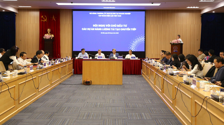 EVN tổ chức hội nghị trao đổi với chủ đầu tư các dự án chuyển tiếp - 2