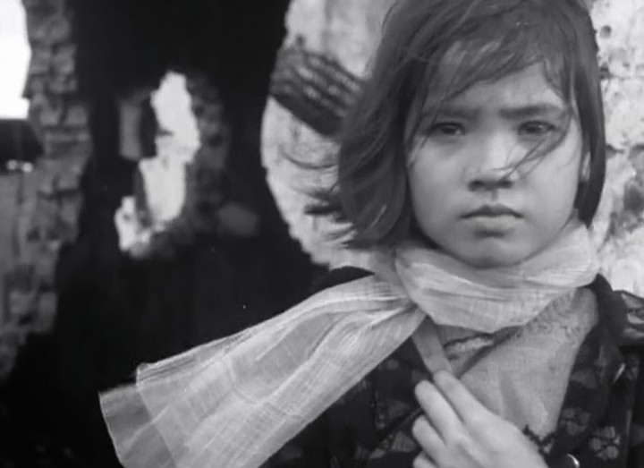 Nghệ sĩ của Hãng phim truyện Việt Nam bán bia, chở hàng để mưu sinh - 5