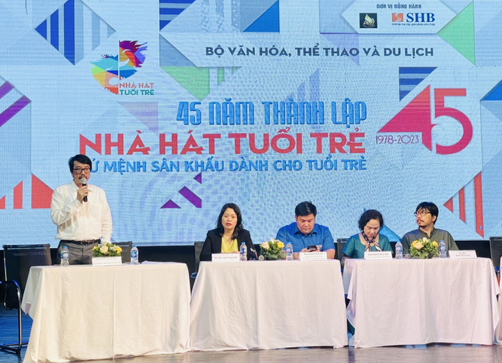 NSND Lê Khanh, NSƯT Chí Trung tái xuất với chùm hài kịch 'Đời cười' đình đám - 2