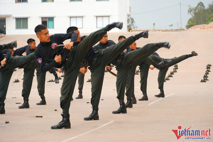 Bên trong 'lò luyện' của lực lượng chống khủng bố đầu tiên ở Việt Nam - 3