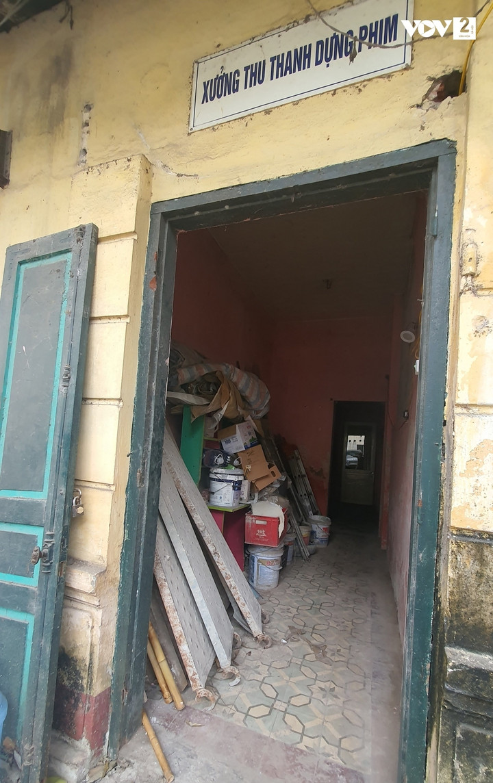 Hãng Phim truyện Việt Nam: Kỹ sư bán bia, biên kịch bán hải sản - 2