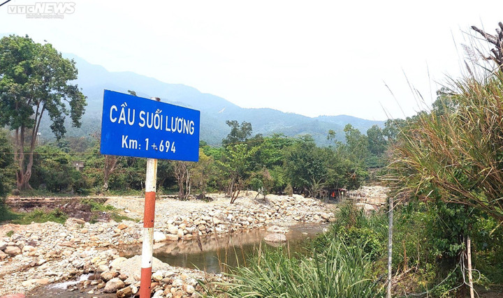 Đua nhau xây đập chặn dòng băm nát suối Lương để làm du lịch sinh thái - 7