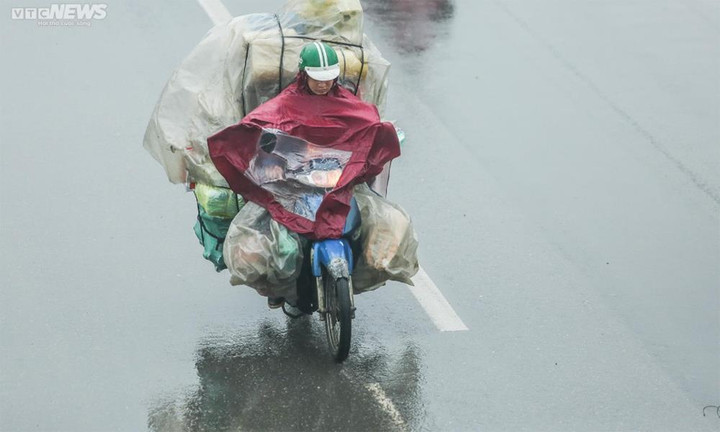 Thời tiết ngày 24/3: Bắc Bộ giảm cường độ nắng nóng trước khi đón không khí lạnh - 1