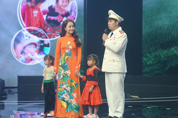 Trao giải 10 Gương mặt trẻ Việt Nam tiêu biểu năm 2022 - 3