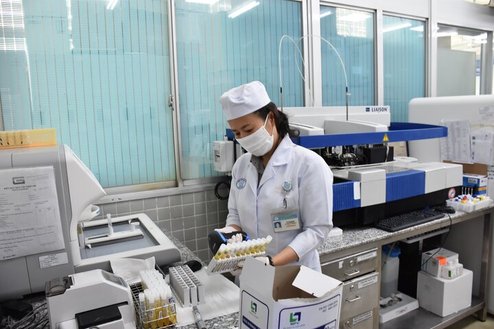 Trang thiết bị ở Bệnh viện Chợ Rẫy thoát cảnh 'đắp chiếu' - 2