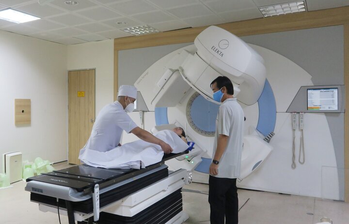 Trang thiết bị ở Bệnh viện Chợ Rẫy thoát cảnh 'đắp chiếu' - 1