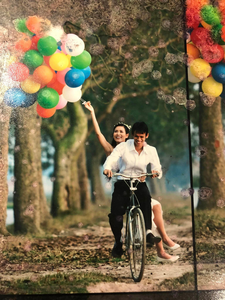 Nguyệt 'Phía trước là bầu trời' khoe ảnh cưới chụp 15 năm trước - 2