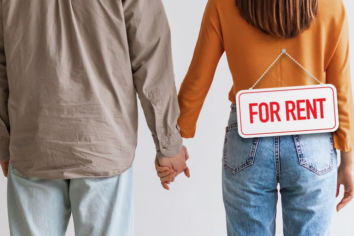 Thuê bạn gái giá 3,5 triệu mỗi ngày để che mắt gia đình - 1