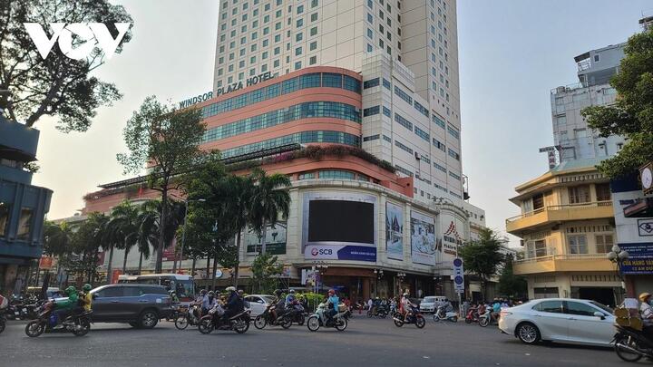 Tiểu thương An Đông Plaza ngừng kinh doanh vì khó khăn - 1