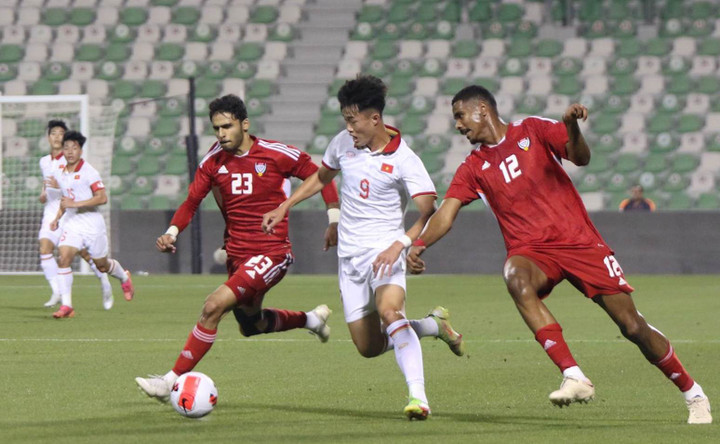 Trực tiếp bóng đá U23 Việt Nam 0-4 U23 UAE: Nới rộng cách biệt - 2