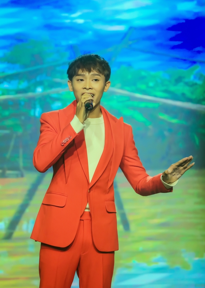 Hồ Văn Cường thay đổi thế nào từ khi được Ngọc Sơn nâng đỡ? - 9