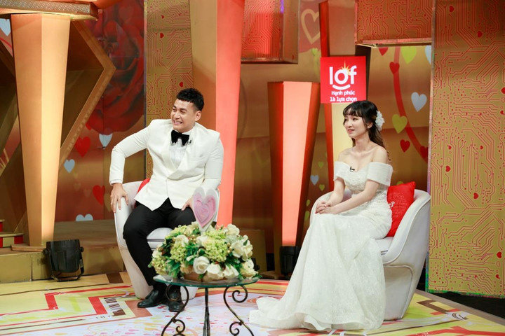 Ngọc Thuận 'Gạo nếp gạo tẻ' tiết lộ cuộc sống hôn nhân với vợ đẹp kém 18 tuổi - 3