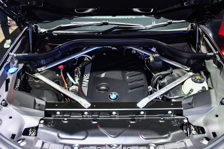 Chi tiết BMW X7 2023 tại Thái Lan, cận kề ngày về Việt Nam - 10