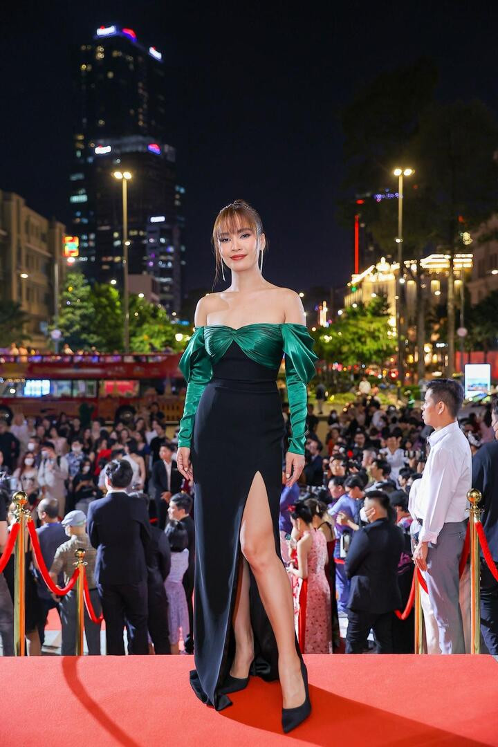 Tóc Tiên và dàn sao lộng lẫy trên thảm đỏ giải Cống hiến 2023 - 4