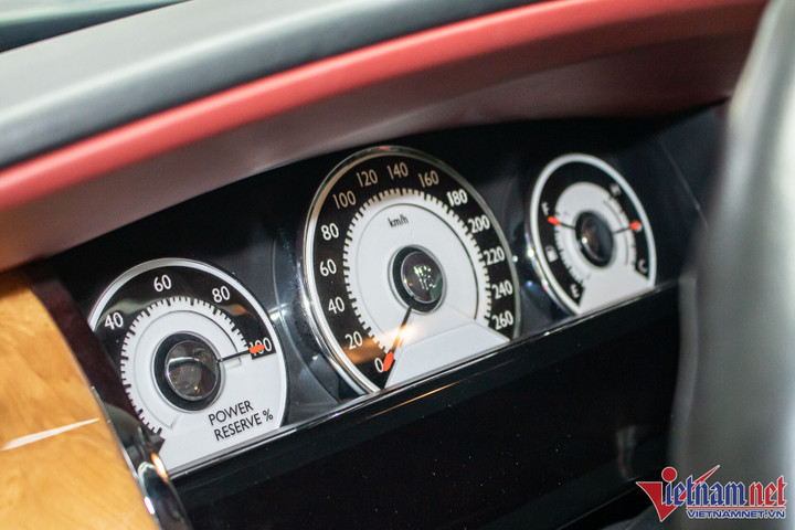 Ngắm Rolls-Royce Wraith độ Series II của dân chơi biển số đẹp Hà thành - 11