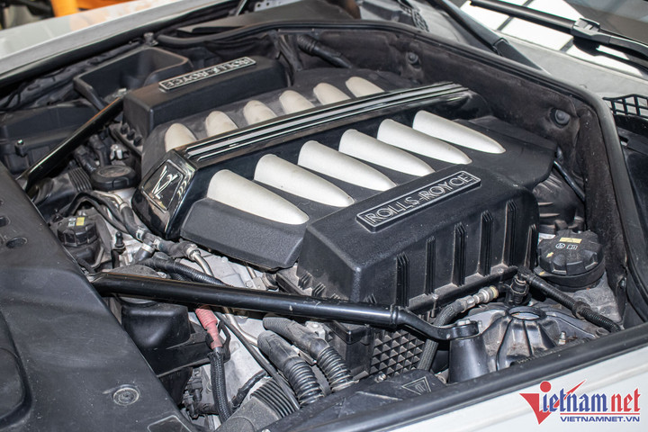 Ngắm Rolls-Royce Wraith độ Series II của dân chơi biển số đẹp Hà thành - 16