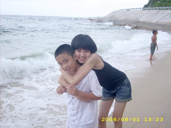 Sao Việt 31/3: Minh Nhí xúc động với quà sinh nhật 'khủng' từ con trai nuôi - 7