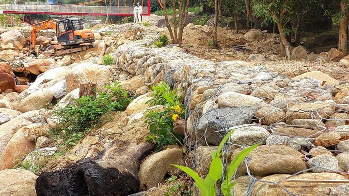 Đà Nẵng cưỡng chế loạt công trình băm nát suối Lương làm du lịch sinh thái - 5