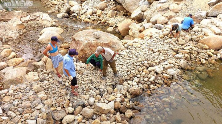 Đà Nẵng cưỡng chế loạt công trình băm nát suối Lương làm du lịch sinh thái - 6