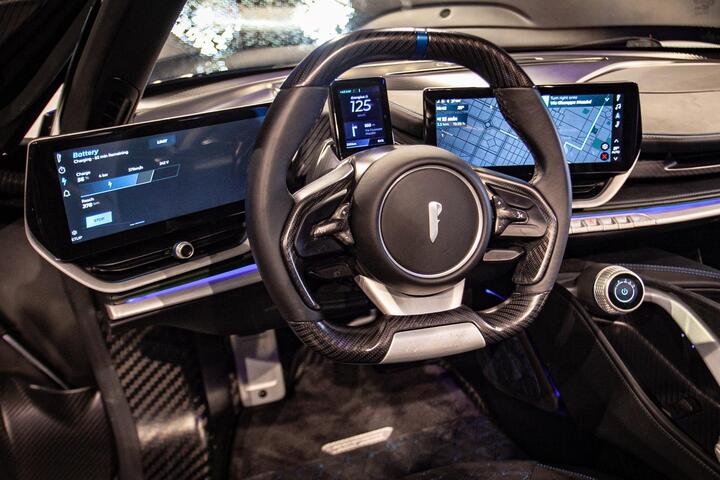 Những mẫu xe tăng tốc 0-100 km/h dưới 2 giây - 10