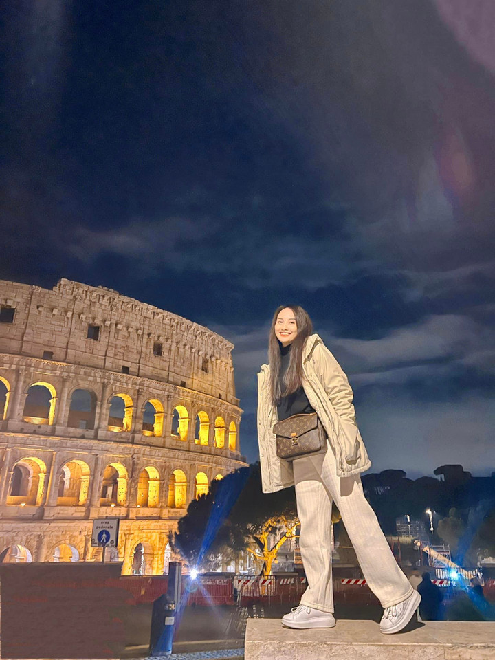 Sao Việt 2/4: Lý Hùng phong độ tuổi 54, Hồng Vân làm giỗ 4 năm cho Anh Vũ - 9