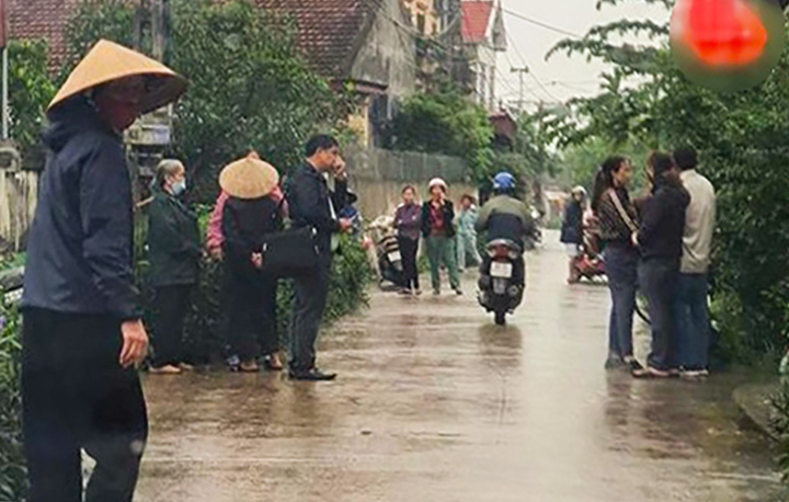 Hai vợ chồng bị cháu ngoại đâm thương vong - 1