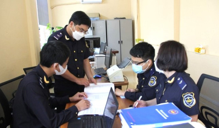 60 giám đốc doanh nghiệp bị tạm hoãn xuất cảnh - 1