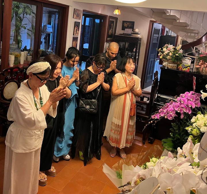 Phút giây xúc động của Hồng Nhung trong ngày giỗ nhạc sĩ Trịnh Công Sơn - 2