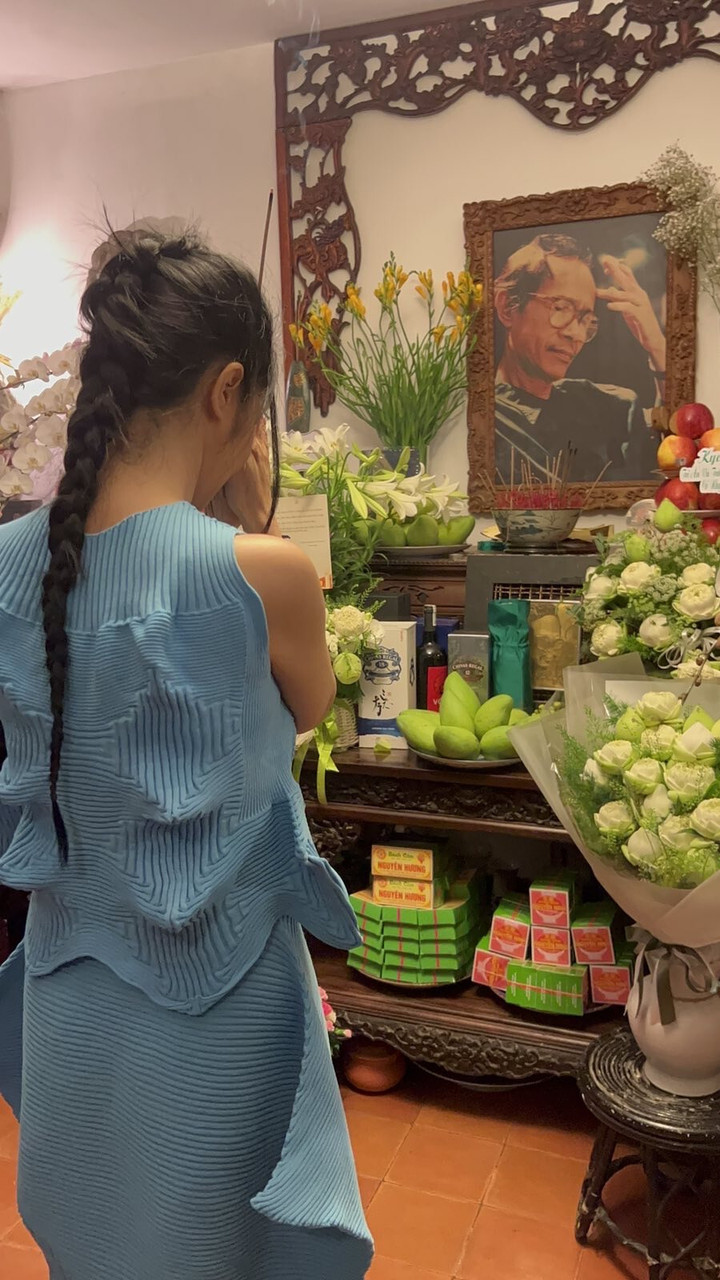 Phút giây xúc động của Hồng Nhung trong ngày giỗ nhạc sĩ Trịnh Công Sơn - 3