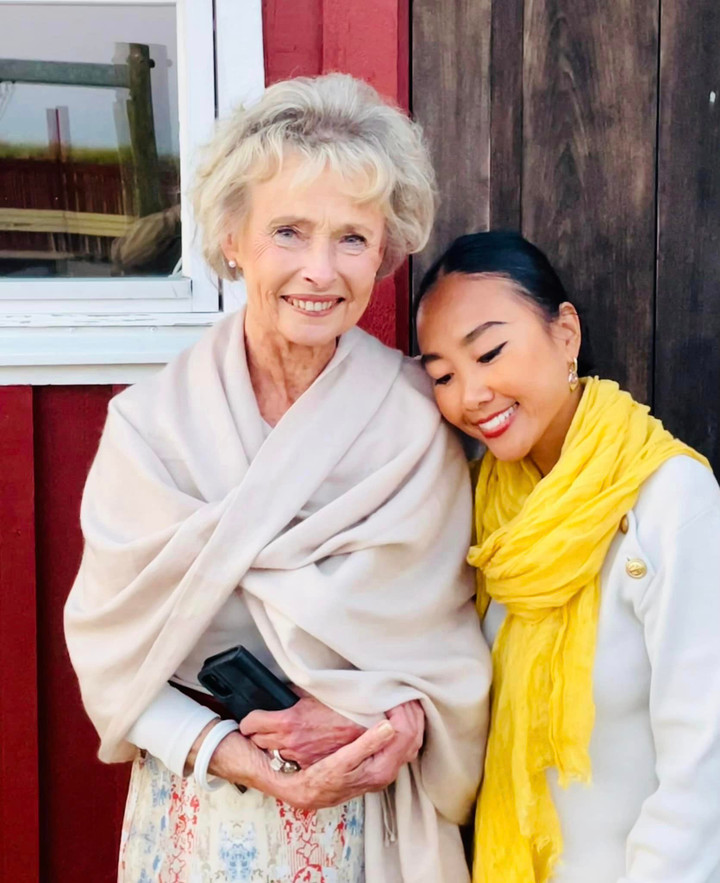 Sao Việt 4/4: Lệ Quyên đón sinh nhật tuổi 42, Đoan Trang khoe mẹ chồng sành điệu - 2