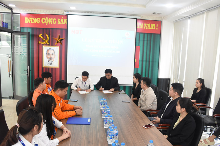 EVNHANOI khuyến khích khách hàng đăng ký tham gia điều chỉnh phụ tải điện - 3