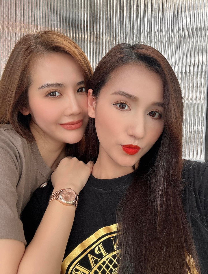 Sao Việt 5/4: 'Mẹ bầu' Minh Hằng đi ngắm hoa anh đào, Kỳ Duyên khoe eo con kiến - 10