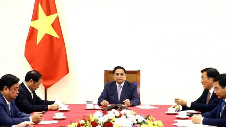 Thủ tướng Chính phủ điện đàm với Thủ tướng Quốc vụ viện Trung Quốc - 1