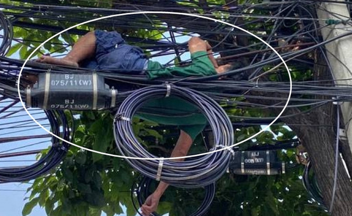 Quá vui khi trúng số, người đàn ông làm điều ai cũng sợ - 1